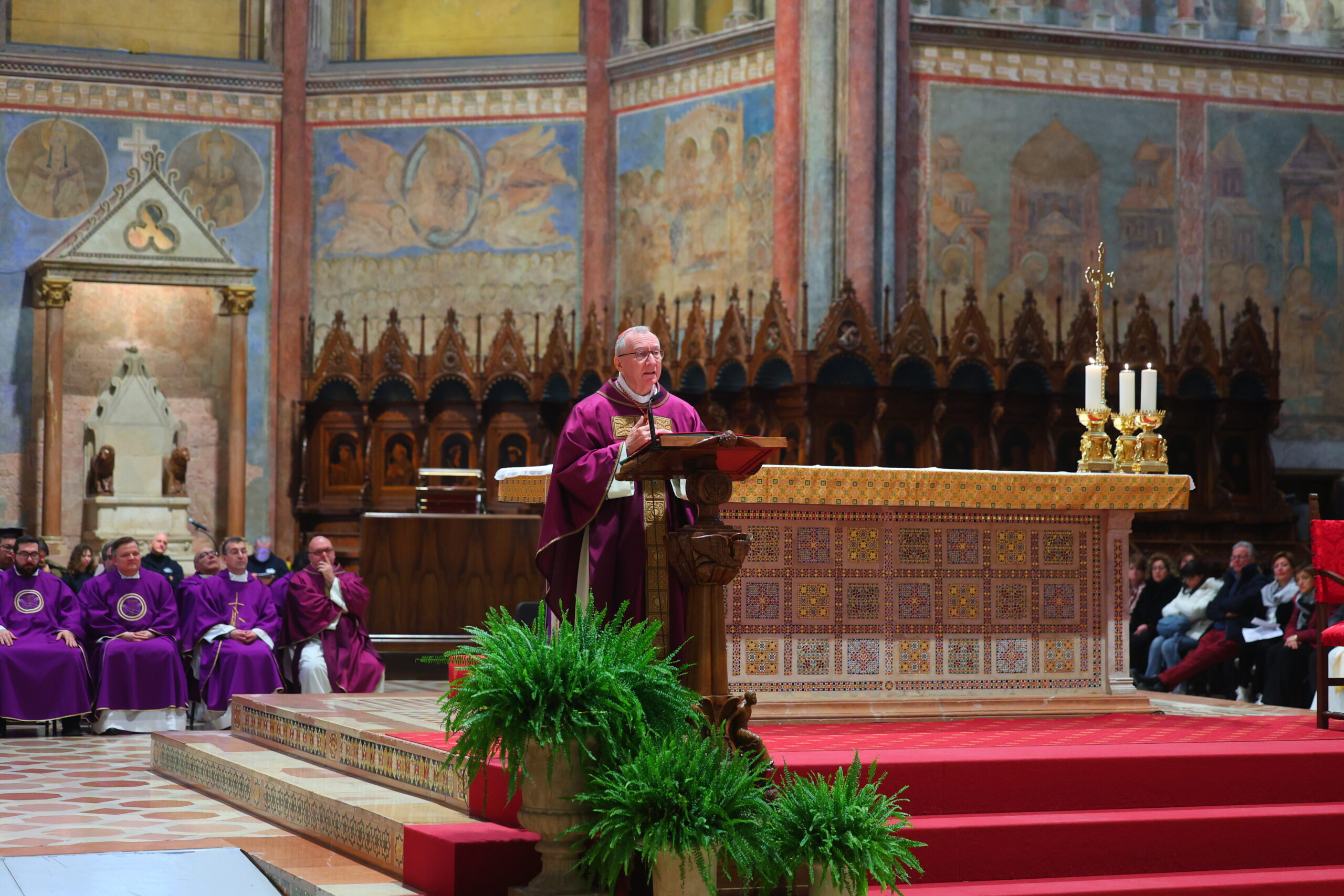 San Francesco: un messaggio di gioia, povertà e fraternità universale