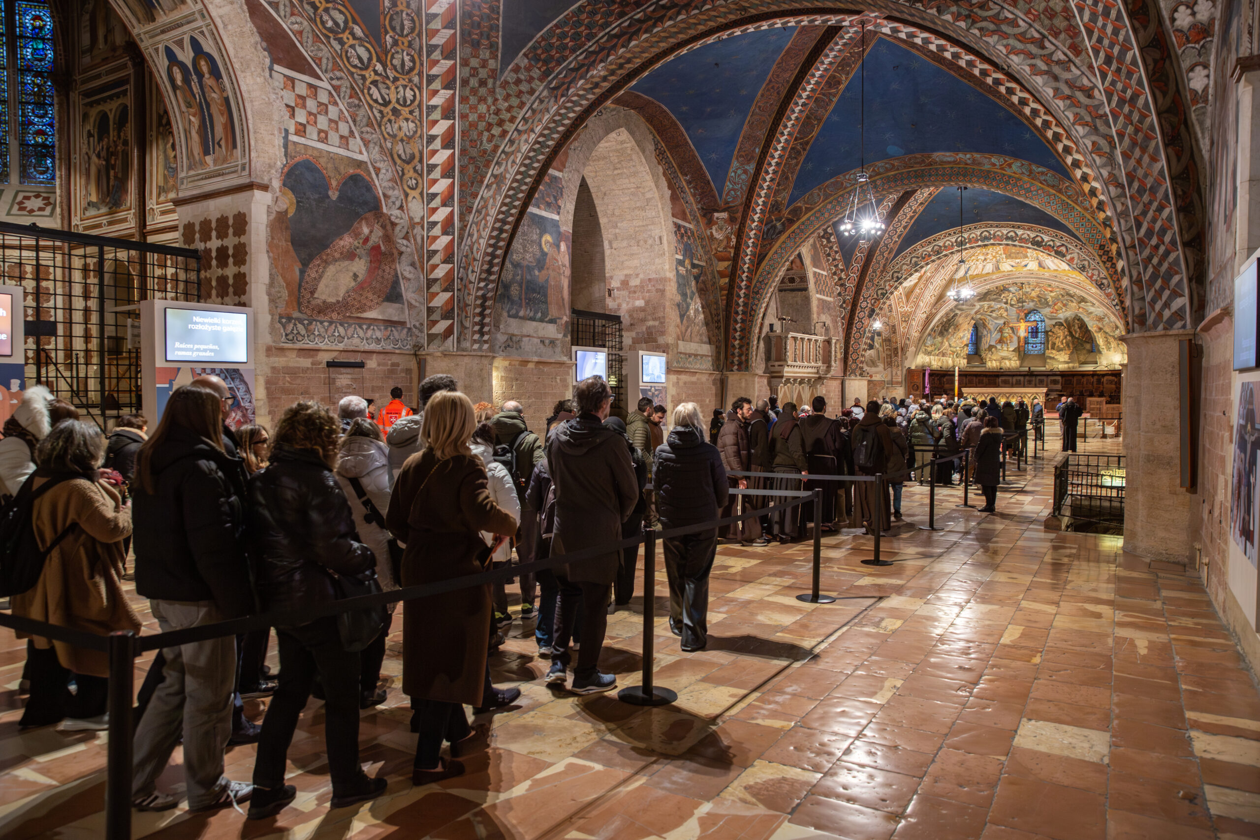 Visita dei rappresentanti delle istituzioni italiane alle spoglie di san Francesco